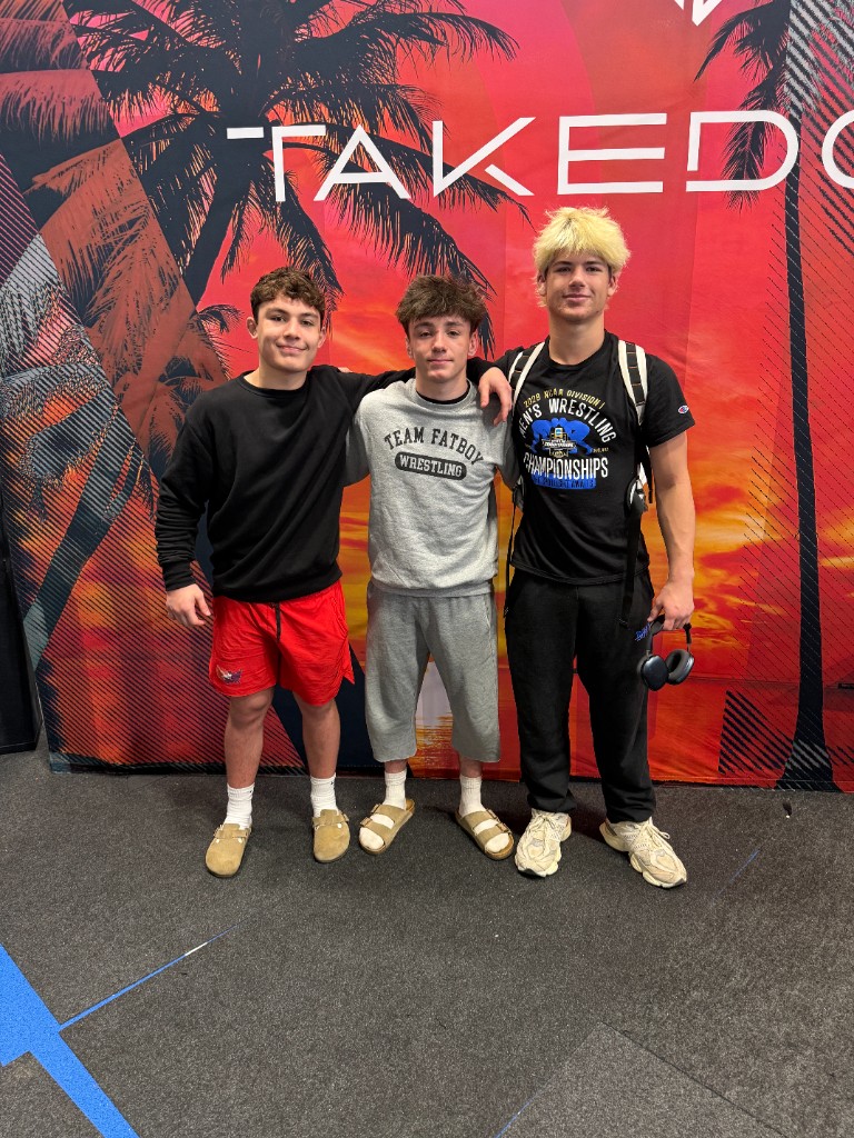 North Carolina juniors at the 2026 NHSCA Nationals in Virginia Beach